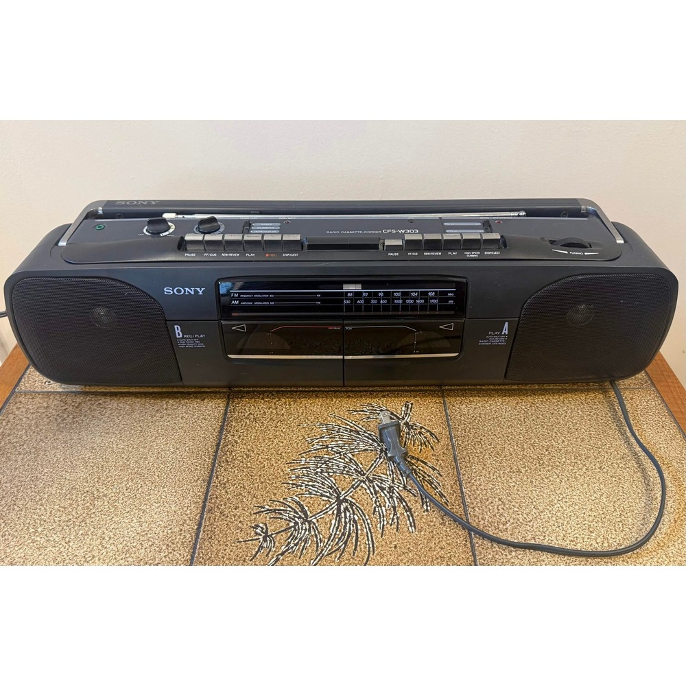 Sony CFS-W303 Radio Cassette-Corder Dual Deck Boombox Black FM AM Vintage Tuner